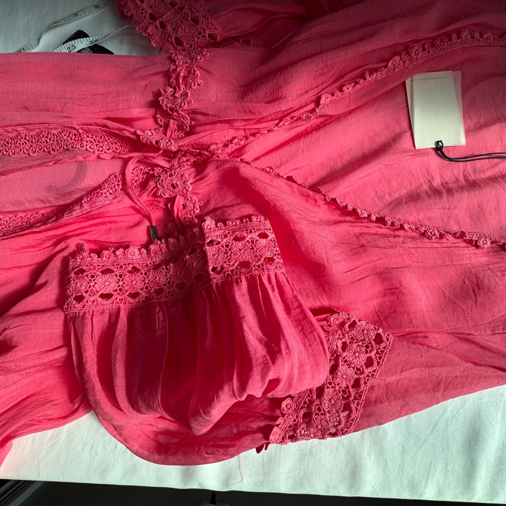 NWT Elan Pink Boho Kimono Kaftan Robe Bell Sleeves Tie Waist Size M Resortcore - Picture 8 of 9